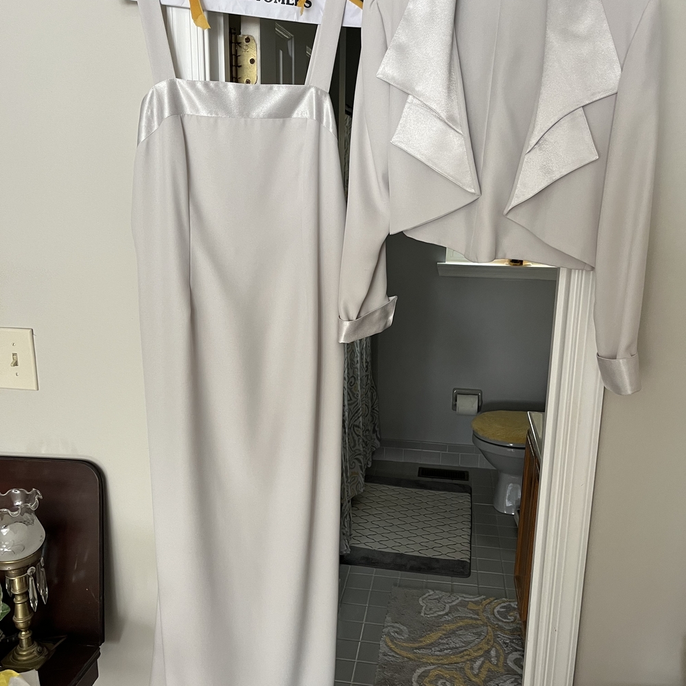 Chic Light Gray Dress and Jacket Ensemble
